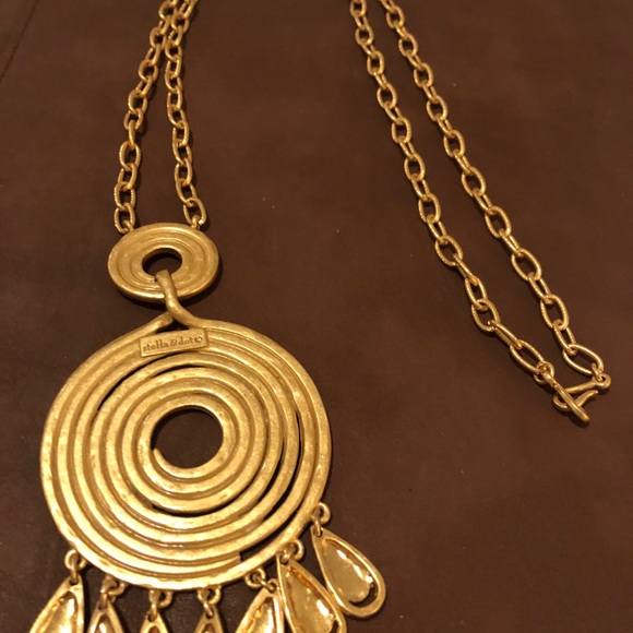 Two statement necklaces - Picture 7 of 14